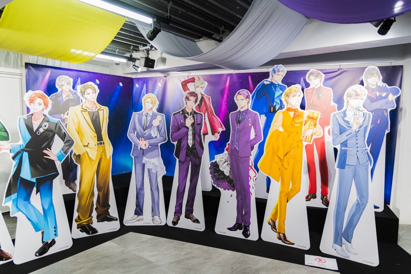 コンセプトは“ファッションショー ”！ メンバーカラーを身にまとったタレントたちがランウェイに登場 ──TSUKIPRO SHOP 2026「Vivid Runway」池袋PACKSフォトレポート-12