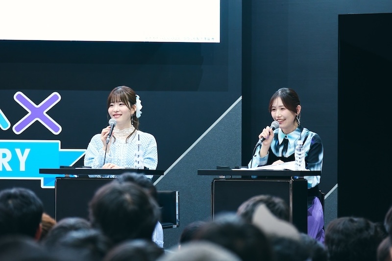 「タイトルからは想像もできないほど深いところまで潜っていく作品」——朝凪海役・石見舞菜香さん、新田新奈役・長谷川育美さんが魅力を語る！　アニメ『クラスで2番目に可愛い女の子と友だちになった』イベントステージレポート【AJ2026】-2