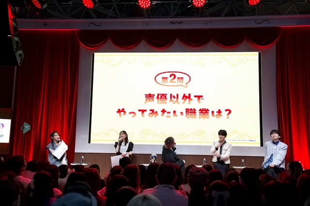 フィーアのように若山詩音さんも“隠す”のは不得意!?　盛り上がったゲームコーナー＆“ひた隠し”にしていた新情報解禁！『転生した大聖女は、聖女であることをひた隠す』ステージレポート【AJ2026】-9