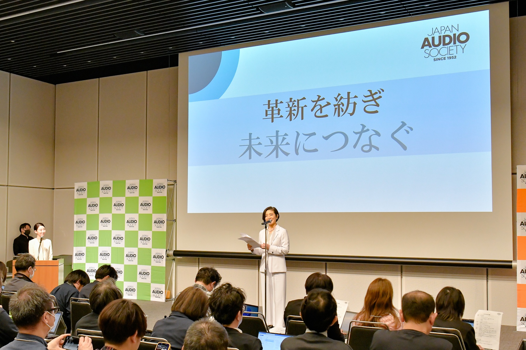 声優・安野希世乃さんがオーディオの総合イベント「OTOTEN2026」アンバサダーに就任！　記者発表会で語った役者ならではの音作りの工夫とは-2