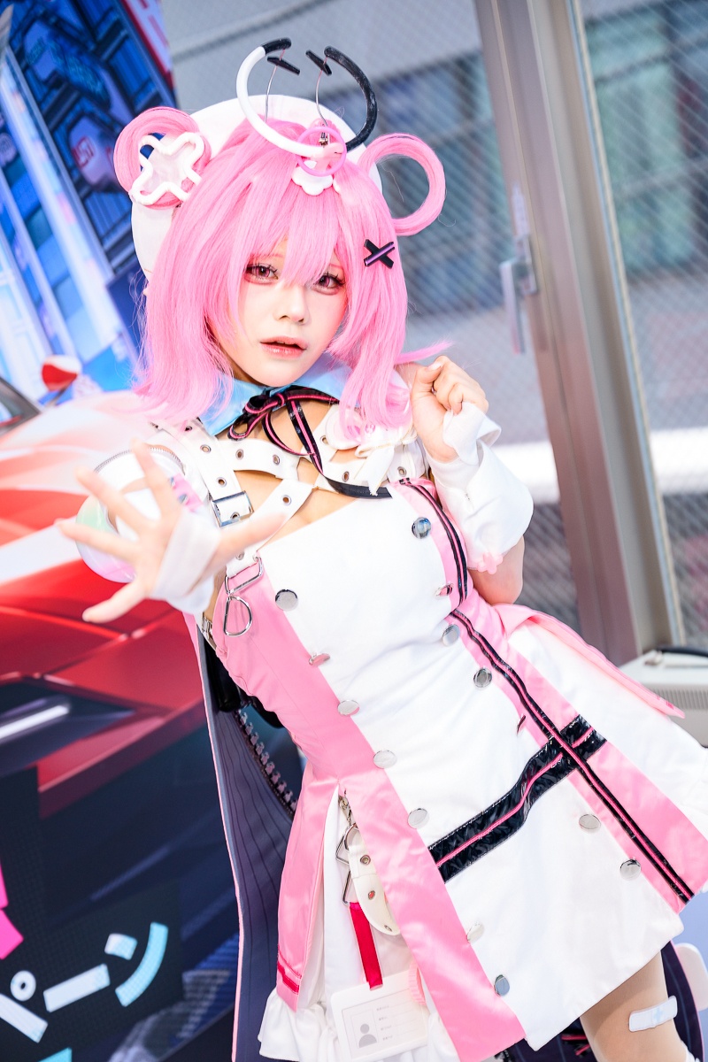 これは反則級の破壊力…！ あのねのあの“魅惑の谷間＆あざとポーズ”にドキッとするゲーム『NTE』ちぃちゃんのコスプレ大公開-4