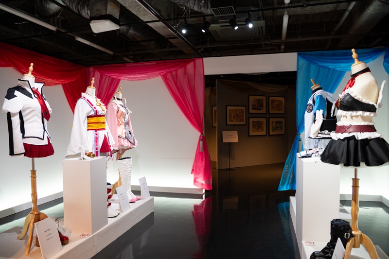 まっすぐな想いが心を満たしていく──詰め込まれた30年分の『好き』を体感しよう！ 「種村有菜 30周年記念展 きらめく少女たちの夢物語」東京会場フォトレポート-5