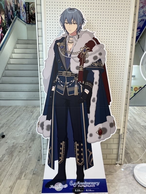全国のアニメイトで「初めまして」そして「ようこそ」──「『魔法使いの約束』6.5Anniversary フェアinアニメイト」開催を記念して設置される魔法使いたちのスタンディパネルをまるっとご紹介！【フォトレポート】-20