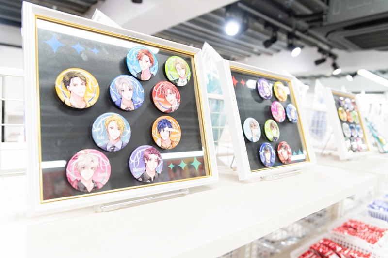 コンセプトは“ファッションショー ”！ メンバーカラーを身にまとったタレントたちがランウェイに登場 ──TSUKIPRO SHOP 2026「Vivid Runway」池袋PACKSフォトレポート-5