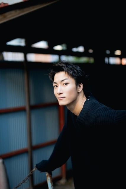 舞台『ガチアクタ』新ビジュアル＆来場者特典デザイン解禁！　ルド役・今牧輝琉さん、エンジン役・立花裕大さん、ザンカ役・福澤侑さんらの公式インタビューが公開-14