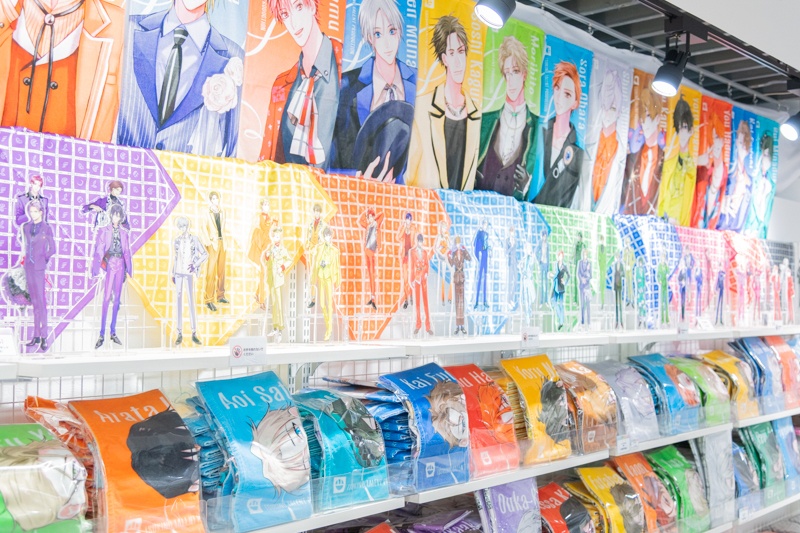 コンセプトは“ファッションショー ”！ メンバーカラーを身にまとったタレントたちがランウェイに登場 ──TSUKIPRO SHOP 2026「Vivid Runway」池袋PACKSフォトレポート-7