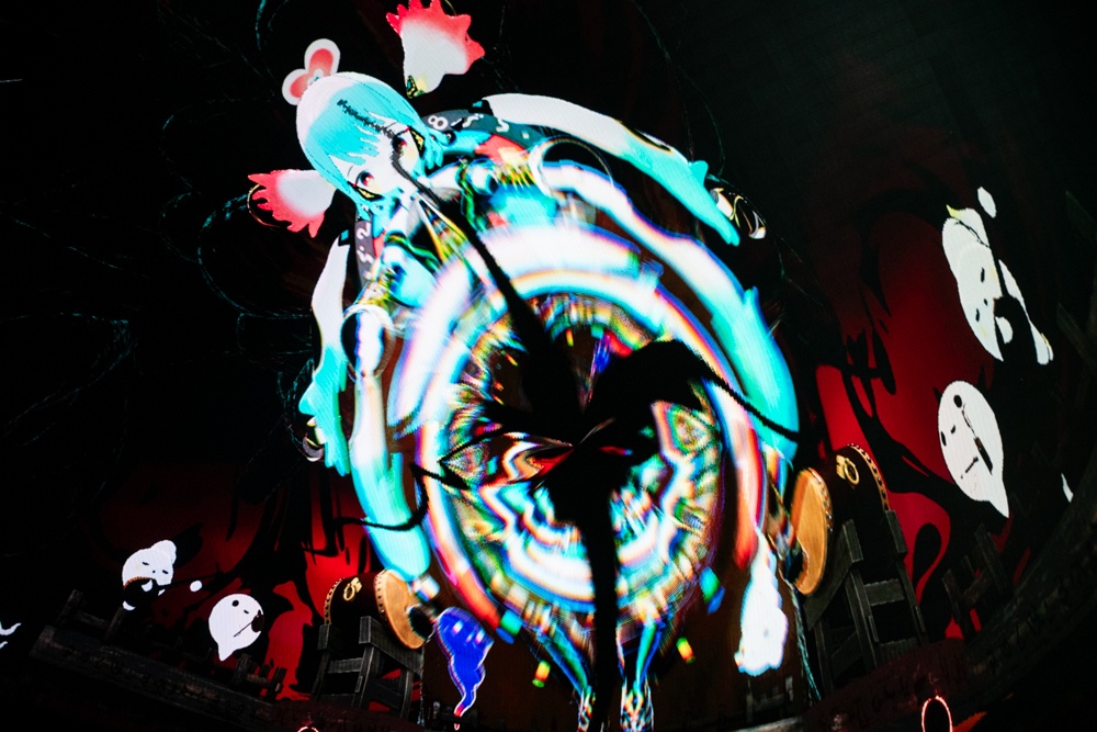 きくおさん、はるまきごはんさん、Kanariaさん＆LAMさんによる衝動が“降って”くる！ 「Project Circles -ミクたちとの共振-」プラネタリウム特別上映「PULSE DOME（360°Movie Show）」ハイライトレポート-5