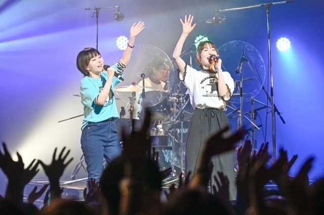 花澤香菜さん×ポルカドットスティングレイによる対バンライブ「ポル香菜合戦～ポルカと香菜の対戦ありがとね～」東京公演の公式レポートが到着！　9月12日にワンマンライブが開催決定-8