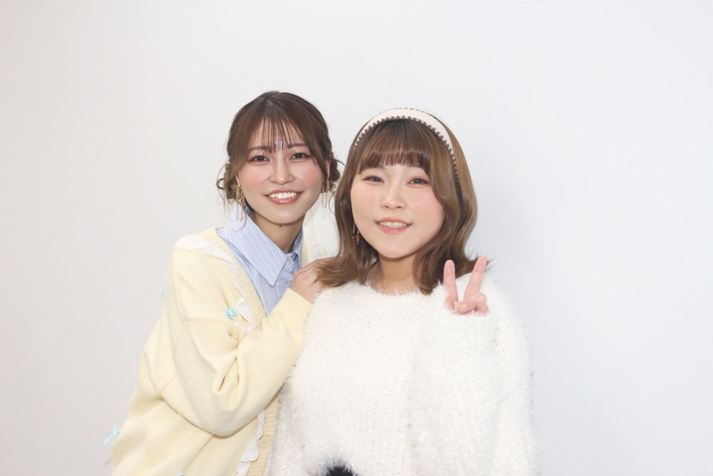『小３アシベ QQゴマちゃん』松岡美里さん＆神月柚莉愛さんインタビュー｜松岡さんが大事にしたアシベのリアルな“小3感”。神月さん演じるゴマちゃんはかわいさだけでない“哀愁”にも注目!?-7