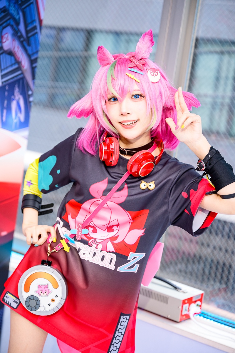 無防備な笑顔にノックアウト!? めでぃさん扮するハニアの“最強スポーティー”なケモ耳姿がたまらない！｜ゲーム『NTE』美人コスプレイヤー特集-5