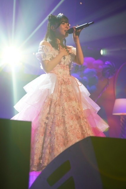 伊達さゆりさん 1stライブ「Party!Party!!Party!!!」の公式レポートが到着！　「自LOVE♡♡」「First Feelings」など13曲を披露｜ライブツアー「Fan Meeting Tour 2026」が開催決定-2