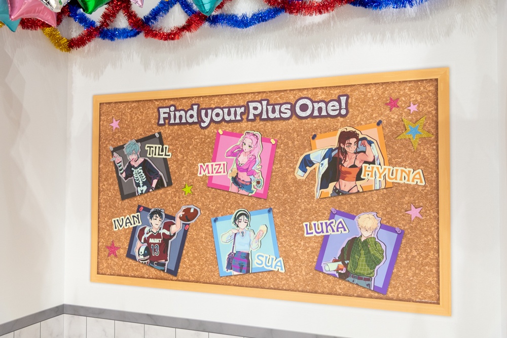 今度の舞台は「アニメイトシアター」!? いざきらびやかなアメリカンスクールの世界へ！ 「ALIEN STAGE : 〈Find your Plus One!〉 Fair in animate」特別展示フォトレポート-3