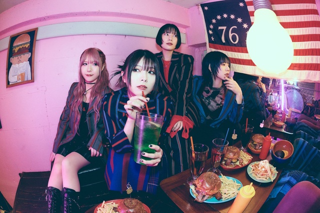 注目のガールズバンド、Faulieu.がメジャーデビュー！TVアニメ『カナン様はあくまでチョロい』OPテーマ「初恋モーメント」に込めた作品とアニメ愛に迫る！【インタビュー】-1