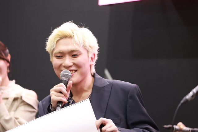 第3期新ヒロイン・伊院知与役の石原夏織さん、ナディー役の竹達彩奈さんがシークレットゲストで登場！『君のことが大大大大大好きな100人の彼女』ステージレポート【AJ2026】-9