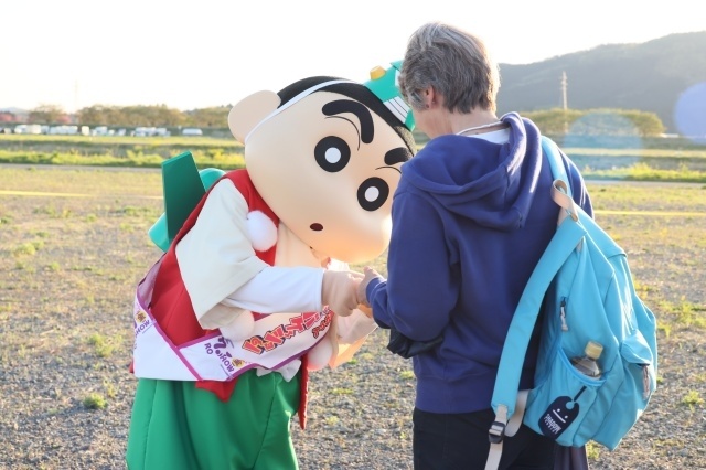 『映画クレヨンしんちゃん 奇々怪々！オラの妖怪バケ～ション』春の秋田キャンペーンを実施！　しんのすけが秋田県大仙市でPR｜「妖怪大集合！バケ～ションスチール」解禁-8