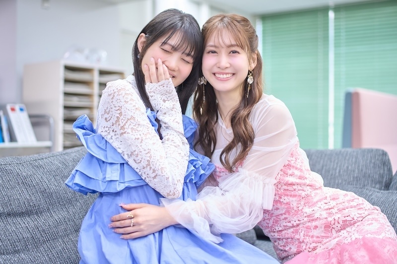 『逃がした魚は大きかったが釣りあげた魚が大きすぎた件』芹澤優さんと早見沙織さんに聞くアフレコ秘話──「今回は芹澤さんのかわいいじゃない部分の魅力を出していただきたいですと言われまして」-2