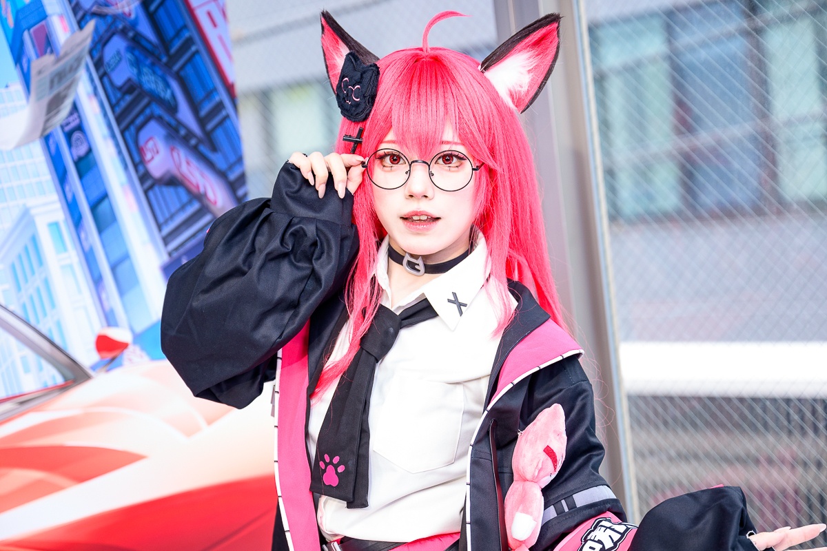 眼鏡越しのその視線はズルい……！ あまねひなさんの知的でキュートなナナリのコスプレに悶絶必至!?｜ゲーム『NTE』美人コスプレイヤー特集-7