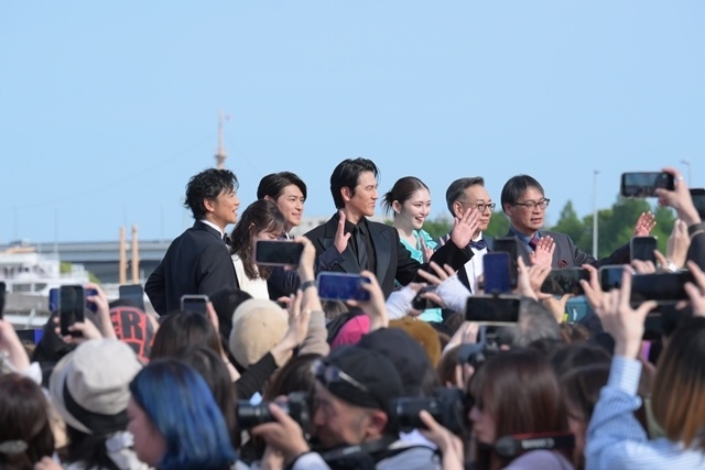 『アギト―超能力戦争―』第4回横浜国際映画祭レッドカーペットイベント実施！　要潤さん・賀集利樹さんらキャストと田﨑竜太監督が登壇！-2