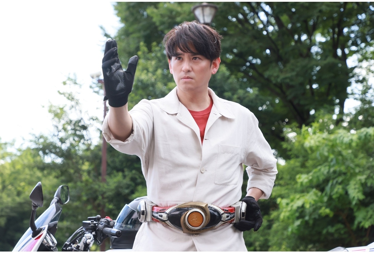 『アギト—超能力戦争—』仮面ライダーアギト変身シーンの劇中カット到着！