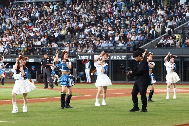 ClariSが北海道日本ハムファイターズ《FIGHTERS ENTERTAINMENT WEEKEND》に初登場！　公式レポートが到着-3