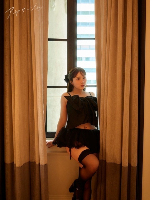伊藤彩沙さんの写真集「アヤサージュ」が発売！　シンガポールとインドネシア・ビンタン島にて撮影された掲載カットが公開｜コメントも到着-10