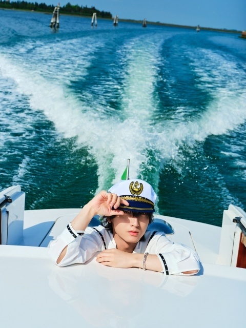 小林千晃さん デビュー10周年記念写真集より第2弾先行カットが到着！　発売記念イベント「ボイスメッセージ録音会」の詳細も解禁-2