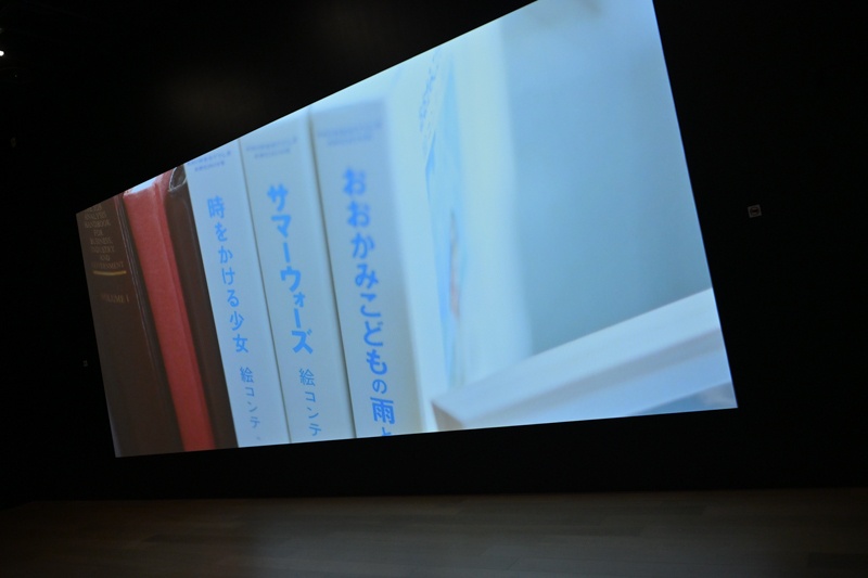 「時をかける少女」20周年記念 細田守の原点/展トークショー＆内覧レポート｜『時をかける少女』『サマーウォーズ』『おおかみこどもの雨と雪』を中心に細田監督作品の魅力に改めて迫る空間-11
