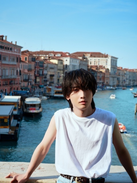 小林千晃さんのデビュー10周年記念写真集が9月10日に発売決定！　アニメイトにてアクリルスタンド付きセット発売＆イベント開催-1