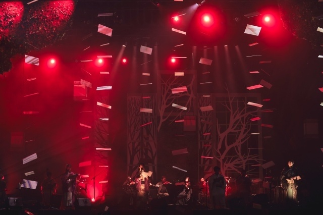 音楽朗読劇「SOUND THEATRE×夏目友人帳～音劇の章 夏霞～」夜の部公演の公式レポートが到着！　アニメ『夏目友人帳』の声優陣が集結し、ミュージシャンの生演奏と共に物語を紡ぐ-9