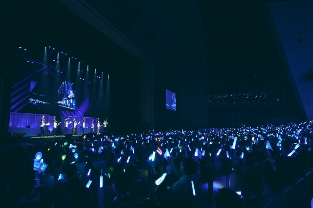 許斐 剛先生のほか皆川純子さん、置鮎龍太郎さん、近藤孝行さんらキャスト陣登壇！「原作『テニスの王子様』シリーズ完結記念！ テニプリサプライズ☆サミット」オフィシャルレポートが到着-6