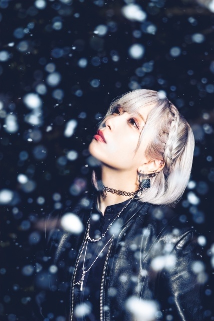 ReoNaさんの12thシングル「Amore」がリリース！　期間生産限定盤に収録される【「Amore」Music Video – ReoNa × TVアニメ「きみが死ぬまで恋をしたい」Rough Sketch -】が20時より公開-3