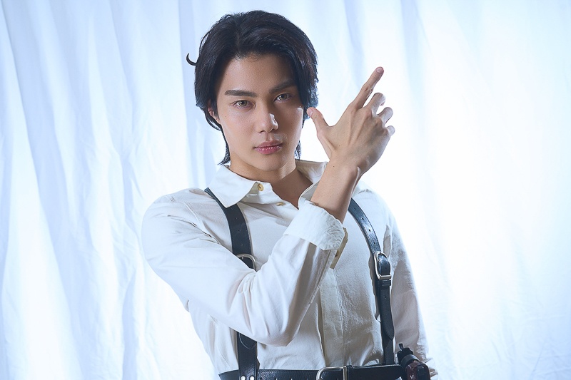 TVシリーズから“もう一歩先の関係性”へ――映画『仮面ライダーゼッツ さよならのミッション』今井竜太郎さん×古川雄輝さんインタビュー｜1年半の撮影を共に駆け抜けた2人が語る『仮面ライダーゼッツ』 への想い-5