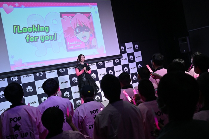 長谷川育美さんのトーク＆ミニライブ、あるキャストからのサプライズも!?　『ヴィジランテ -僕のヒーローアカデミア ILLEGALS-』ポップ☆ステップのバースデーパーティーレポート-11
