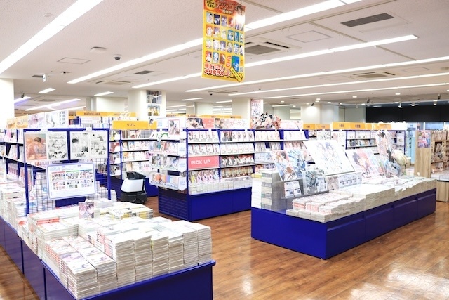 Blu-ray「TV 黄泉のツガイ 1」が発売！　オンリーショップ「「つよがりオメガは僕らの番」完結記念 オンリーショップ-Amusement park date♡-」が開催中！　ほか［今日のアニメイト池袋本店］-16