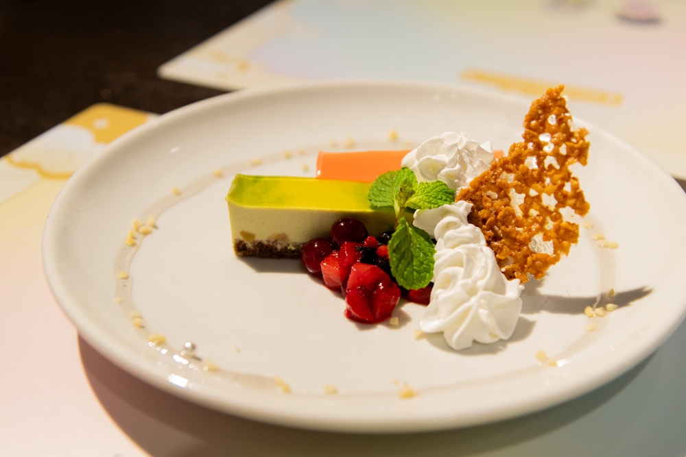 華やかなメニューと特別な空間でアイドルたちとの特別なひとときを──「アイドリッシュセブン Harmony Lounge／Luminous Palette Celebration」フォトレポート-15
