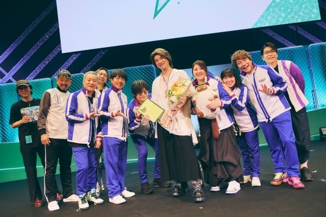 許斐 剛先生のほか皆川純子さん、置鮎龍太郎さん、近藤孝行さんらキャスト陣登壇！「原作『テニスの王子様』シリーズ完結記念！ テニプリサプライズ☆サミット」オフィシャルレポートが到着-31