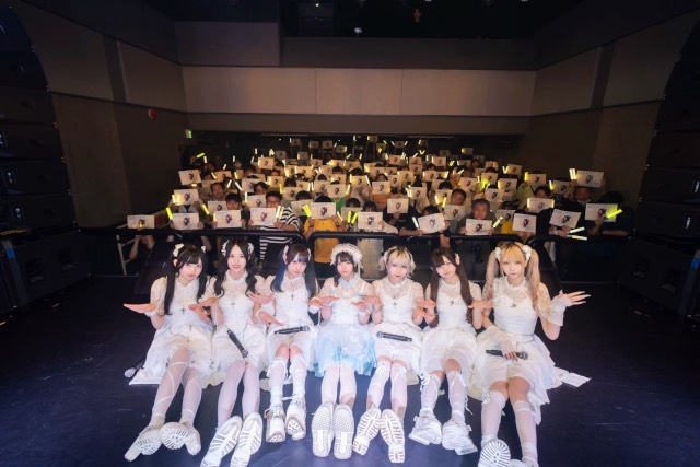 今年デビューの7人組個性派アイドル・VVSiSが、夏羽アヤサさんの生誕記念プロデュース公演を開催！　コメントも到着!!-2