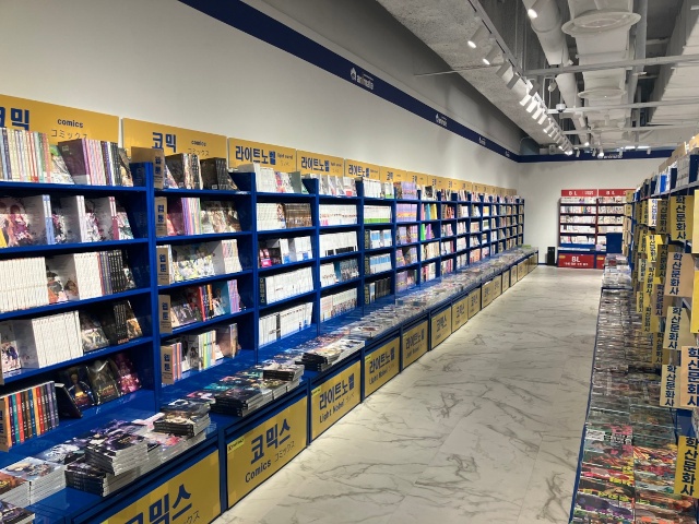 「アニメイトスウォン」がPOPUPから常設店舗へ！　駅直結の商業施設「AKプラザ スウォン」にてリニューアルオープン!!-6