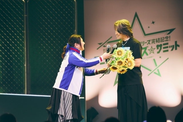 許斐 剛先生のほか皆川純子さん、置鮎龍太郎さん、近藤孝行さんらキャスト陣登壇！「原作『テニスの王子様』シリーズ完結記念！ テニプリサプライズ☆サミット」オフィシャルレポートが到着-13
