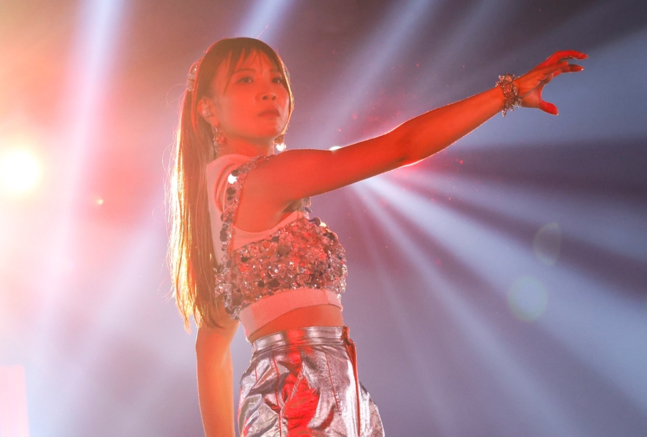 【アニサマ2026】May'n『超宇宙刑事ギャバン インフィニティ』主題歌「LOVE IS THE STRONGEST」を熱唱