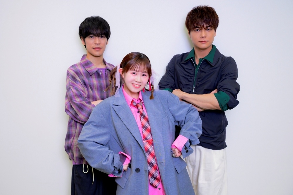 夏アニメ『うちの弟どもがすみません』放送直前！八代拓さん×小野賢章さん×寺澤百花さんインタビュー｜声優陣が語る、糸と源の”もどかしい”関係性の魅力-4