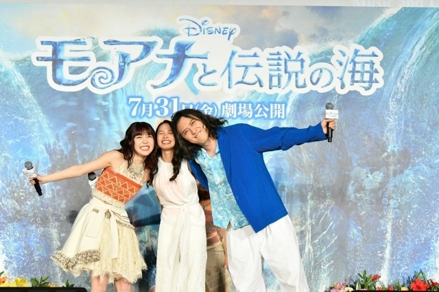実写映画『モアナと伝説の海』ミュージカルプレミアで屋比久知奈さん＆TSUZUMIさん(ME:I)＆尾上松也さんが「旅立とう ～Along The Way～」を初生歌唱！ オフィシャルレポートが到着-2