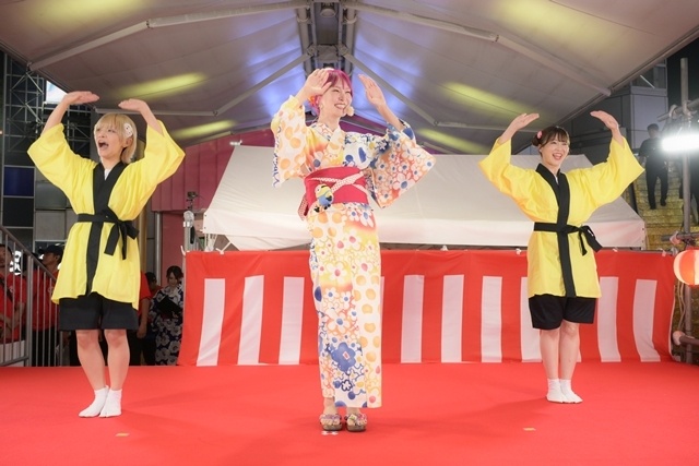 『ミニオンズ＆モンスターズ』SHIBUYA109前にLiSAさん、「ミニおんど」で会場が一体に！　神宮球場では松平健さん登壇、ドローンショー＆300発の花火が夏の夜空をジャック-1