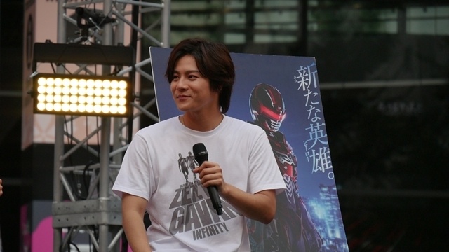 映画『仮面ライダーゼッツ＆超宇宙刑事ギャバン インフィニティ』Hareza池袋6周年記念イベントに今井竜太郎さん・長田光平さん登壇！　打ち水企画で、6周年の夏が華やかに開幕-6