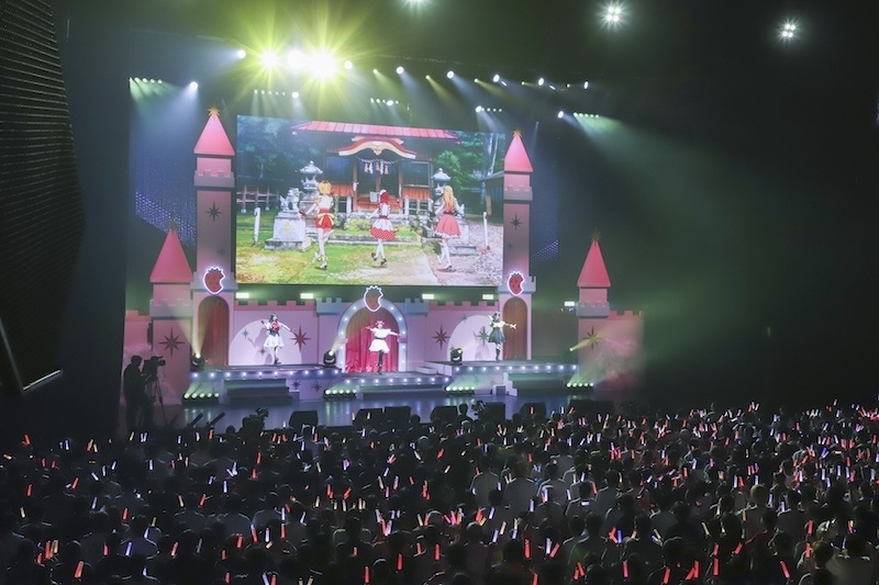 生演奏が彩る第3期名シーン朗読劇からB小町によるライブパート、そして「Final Season」に向けたキャスト陣の想い──アニメ『【推しの子】』スペシャルイベント「苺プロダクション☆ファン感謝祭2026」レポート-16
