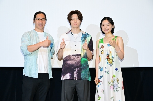 「映画『花緑青が明ける日に』一夜限り！真夏の復活上映＆舞台挨拶」公式レポートが到着！　萩原利久さん、古川琴音さん、四宮義俊監督が登壇-2
