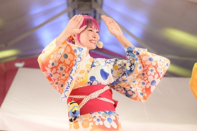 『ミニオンズ＆モンスターズ』SHIBUYA109前にLiSAさん、「ミニおんど」で会場が一体に！　神宮球場では松平健さん登壇、ドローンショー＆300発の花火が夏の夜空をジャック-6