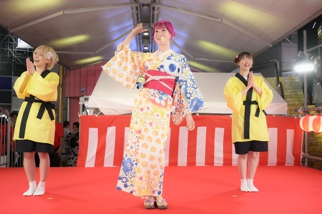 『ミニオンズ＆モンスターズ』SHIBUYA109前にLiSAさん、「ミニおんど」で会場が一体に！　神宮球場では松平健さん登壇、ドローンショー＆300発の花火が夏の夜空をジャック-2