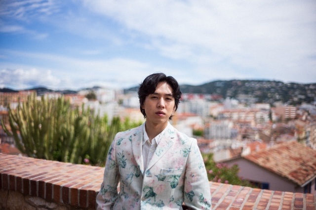 『我々は宇宙人』W主演・坂東龍汰さん＆岡山天音さんの作品への向き合い方が垣間見えるエピソードが到着！　ワールドプレミア「第79回カンヌ国際映画祭」監督週間部門に参加した際のスチールも解禁-1