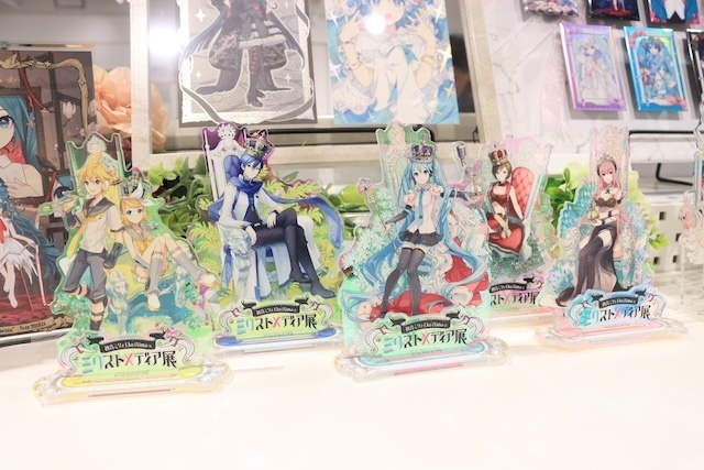 初音ミクへの愛が溢れた2次元と3次元が交差する空間を堪能──イラストレーター・Eko iXimaさんによる初個展「初音ミクとEko iXimaのミクストメディア展」フォトレポート-28